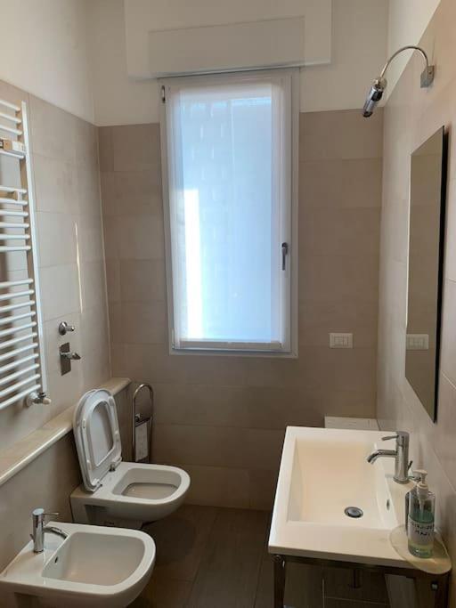 Cozy 1-Room Studio In Giambellino Milán Exterior foto